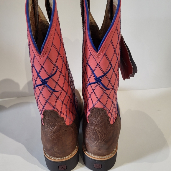 Womens Twisted x size 9.5 M leather coral boots with 11" shaft. Brand new never. - Picture 6 of 11